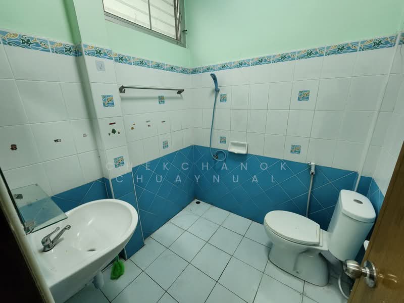 ทาวน์เฮ้าส์ เพชรเกษม 112, Bangkok, เพชรเกษม 112, Nong Kang Plu, Nong Khaem, Bangkok, 2 Bedrooms, 120 sqm, Townhouse For Sale, by Chekchanok Chuaynual, 500443639 - DDproperty.com