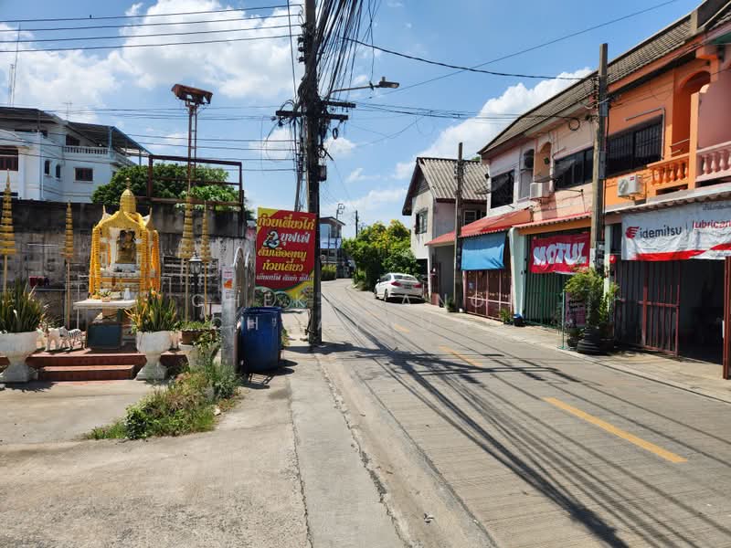 ทาวน์เฮ้าส์ เพชรเกษม 112, Bangkok, เพชรเกษม 112, Nong Kang Plu, Nong Khaem, Bangkok, 2 Bedrooms, 120 sqm, Townhouse For Sale, by Chekchanok Chuaynual, 500443639 - DDproperty.com