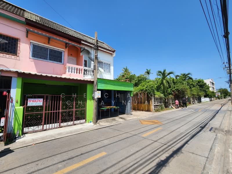 ทาวน์เฮ้าส์ เพชรเกษม 112, Bangkok, เพชรเกษม 112, Nong Kang Plu, Nong Khaem, Bangkok, 2 Bedrooms, 120 sqm, Townhouse For Sale, by Chekchanok Chuaynual, 500443639 - DDproperty.com