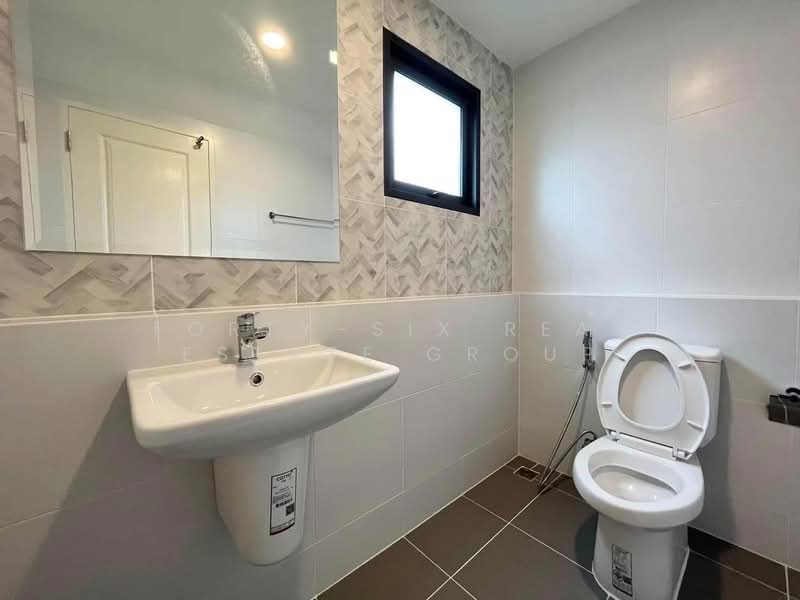 Centro Vibhavadi, Bangkok, Chang Akat Uthit Road, Sanam Bin, Don Mueang, Bangkok, 4 Bedrooms, 370 sqm, Single Detached House For Rent, by Forty-Six Real Estate Group, 500443679 - DDproperty.com