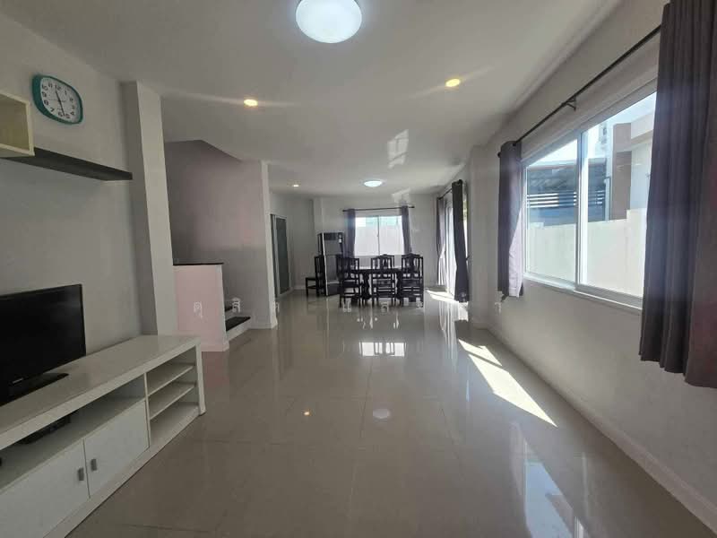 ให้เช่าบ้านแฝด ม.เลควัลเล่ย์ บ่อวิน ศรีราชา, Chon Buri (Pattaya), Bo Win, Si Racha, Chon Buri (Pattaya), 3 Bedrooms, 120 sqm, Semi-Detached House (Twin House) For Rent, by Dusit Saengfa, 500443680 - DDproperty.com