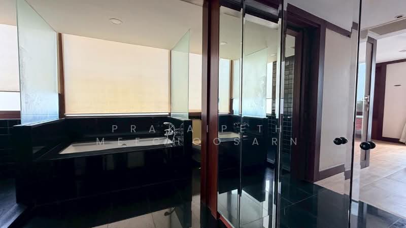 Royal Phuket Marina, Phuket, Thep Krasattri Road, Ko Kaeo, Muang Phuket, Phuket, 2 Bedrooms, 194 sqm, Condo For Sale, by Prakaipeth Meechoosarn, 500443710 - DDproperty.com