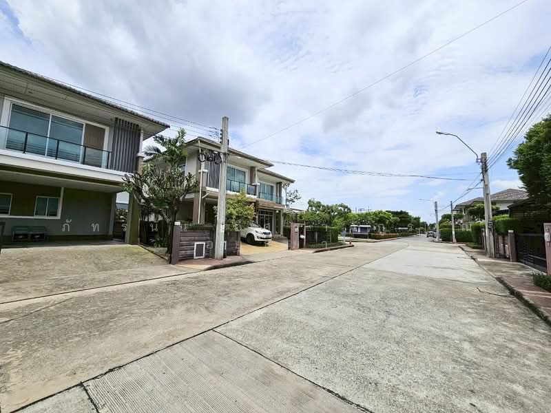 The Plant Songprapha-Donmuang, Bangkok, Don Mueang, Bangkok, 3 Bedrooms, 281 sqm, Single Detached House For Sale, by ภัทรนัน อิศรางกูร ณ อยุธยา, 500443715 - DDproperty.com
