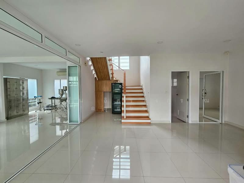 The Plant Songprapha-Donmuang, Bangkok, Don Mueang, Bangkok, 3 Bedrooms, 281 sqm, Single Detached House For Sale, by ภัทรนัน อิศรางกูร ณ อยุธยา, 500443715 - DDproperty.com