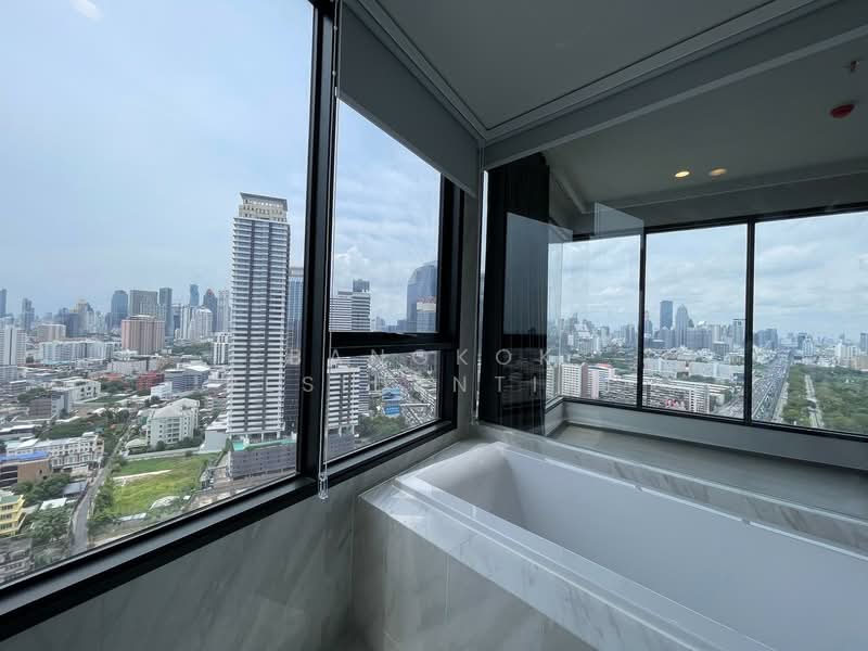 Coco Parc, Bangkok, 1150 Rama 4 Road, Khlong Toei, Bangkok, 3 Bedrooms, 109 sqm, Condo For Rent, by Bangkok Residential, 500443718 - DDproperty.com