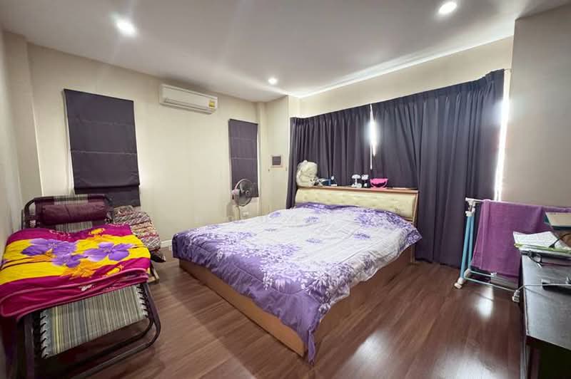 Thanasiri Ratchapruek-Thanamnon, Nonthaburi, Thanam Non Road-Wat Bot Don Phrom, Bang Krang, Muang Nonthaburi, Nonthaburi, 3 Bedrooms, 190 sqm, Single Detached House For Sale, by คุณปาล์ม, 500443732 - DDproperty.com