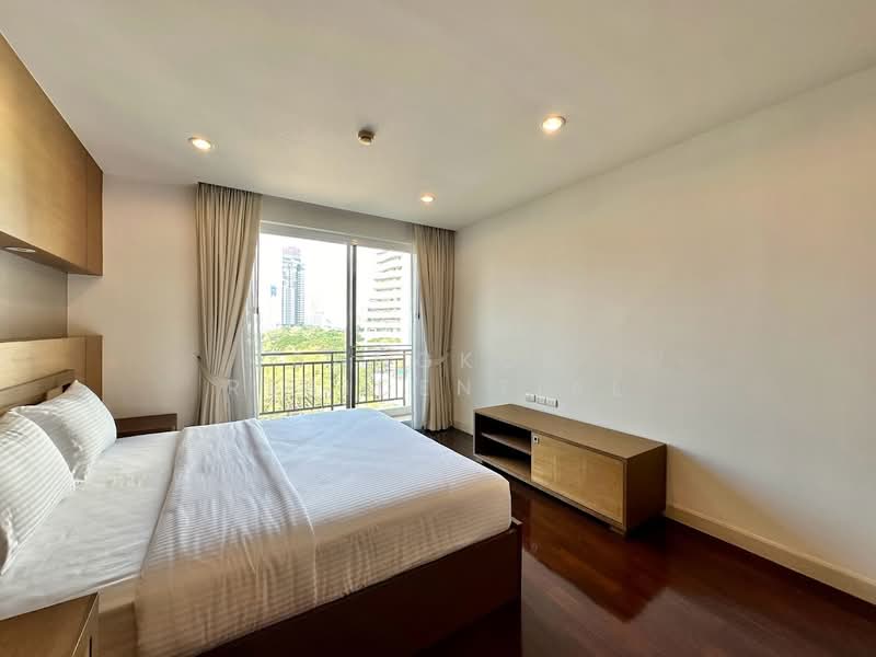 NS Residence, Bangkok, 96 Soi Charoenmitr, 10 Ekkamai Rd, Phra Kanong Nua, Watthana, Bangkok, 2 Bedrooms, 150 sqm, Apartment For Rent, by Bangkok Residential, 500443780 - DDproperty.com