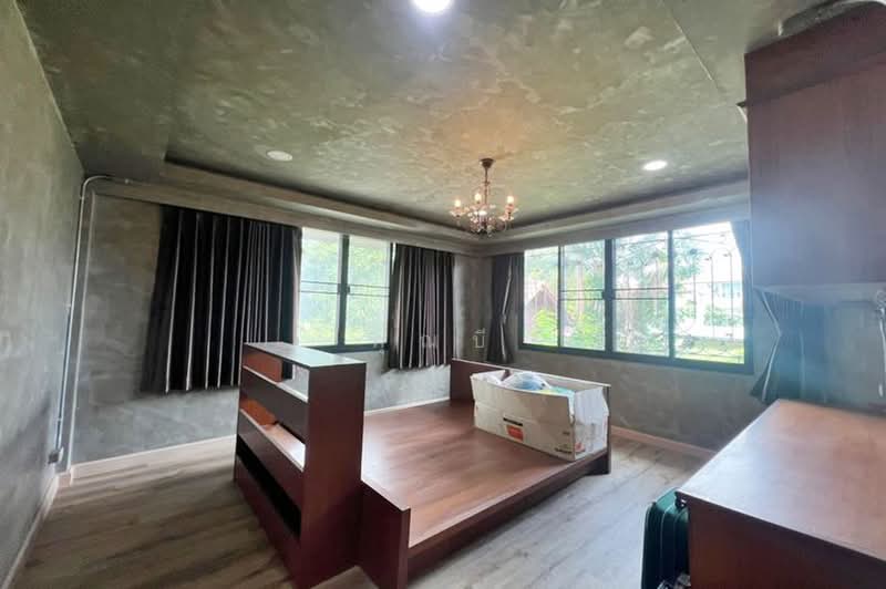 ซอยลาดพร้าว 41, Bangkok, ถนนลาดพร้าว, Chan Kasem, Chatuchak, Bangkok, 4 Bedrooms, 150 sqm, Single Detached House For Sale, by คุณบี, 500443800 - DDproperty.com