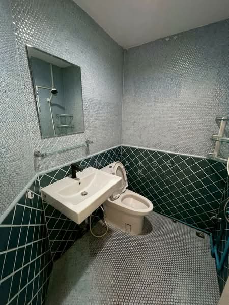 undefined, Bangkok, Wang Thonglang, Bangkok, 4 Bedrooms, 445 sqm, Townhouse For Rent, by Boonraksa Sopak, 500443831 - DDproperty.com