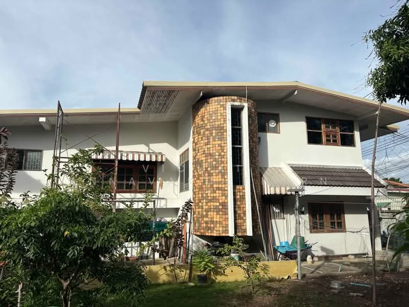 3-BR House, Bangkok, Bang Duan, Phasi Charoen, Bangkok, 3 Bedrooms, 500 sqm, Single Detached House For Rent, by Vichai Annavakulthorn, 500443840 - DDproperty.com