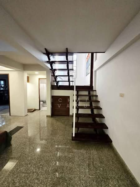 3-BR House, Bangkok, Bang Duan, Phasi Charoen, Bangkok, 3 Bedrooms, 500 sqm, Single Detached House For Rent, by Vichai Annavakulthorn, 500443840 - DDproperty.com