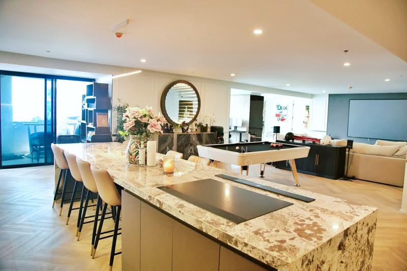 Fifty Fifth Tower, Bangkok, 84 Soi Sukhumvit 55, Sukhumvit Road, Khlong Tan Nua, Watthana, Bangkok, 4 Bedrooms, 275 sqm, Condo For Sale, by Amarin Sitthidhoon, 500443863 - DDproperty.com