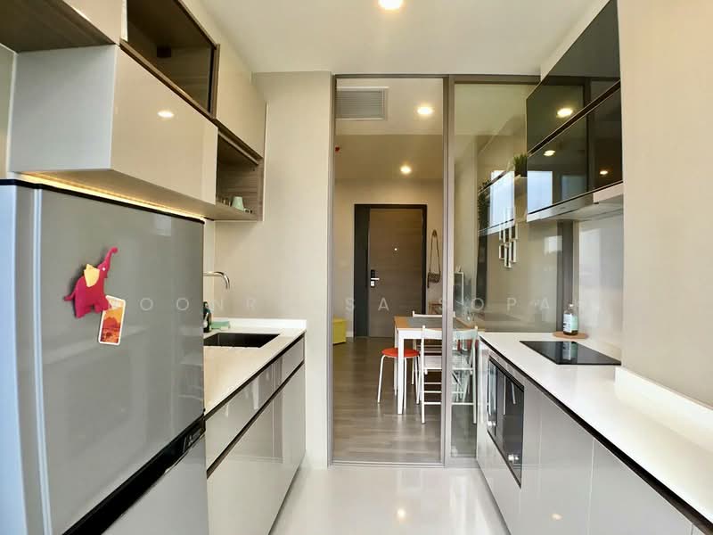 The Room Sathorn, Bangkok, 78 Pan Road, Silom, Bang Rak, Bangkok, 1 Bedroom, 48 sqm, Condo For Rent, by Boonraksa Sopak, 500443866 - DDproperty.com