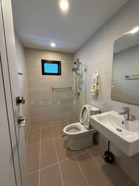 Baan Lumpini Suanluang Rama 9 Phase 2, Bangkok, Chaloem Phrakiat Rama 9 Road, Prawet, Bangkok, 4 Bedrooms, 300 sqm, Single Detached House For Rent, by Khun Poon, 500443872 - DDproperty.com