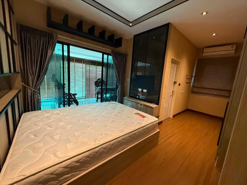 Baan Lumpini Suanluang Rama 9 Phase 2, Bangkok, Chaloem Phrakiat Rama 9 Road, Prawet, Bangkok, 4 Bedrooms, 300 sqm, Single Detached House For Rent, by Khun Poon, 500443872 - DDproperty.com