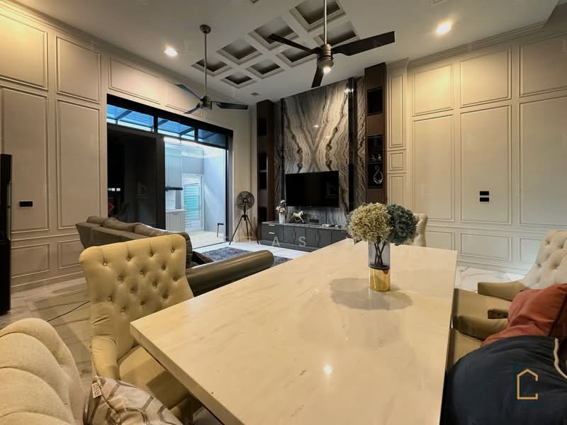 The Eight Chatuchak-Ratchada, Bangkok, Soi Lat Phrao 1 Yeak 25, Jom Phon, Chatuchak, Bangkok, 3 Bedrooms, 254 sqm, Townhouse For Sale, by Metas M, 500443891 - DDproperty.com