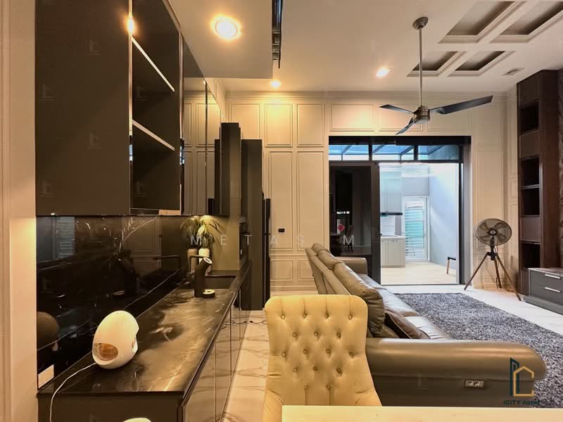 The Eight Chatuchak-Ratchada, Bangkok, Soi Lat Phrao 1 Yeak 25, Jom Phon, Chatuchak, Bangkok, 3 Bedrooms, 254 sqm, Townhouse For Sale, by Metas M, 500443891 - DDproperty.com
