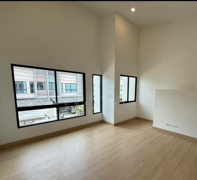 Casa City Pracha-u-tid 90 : คาซ่า ซิตี้ ประชาอุทิศ 90, สมุทรปราการ, ซอยประชาอุทิศ 90 ถนนประชาอุทิศ, บ้านคลองสวน, พระสมุทรเจดีย์, สมุทรปราการ, 78 ตร.ม., ทาวน์เฮ้าส์ ขาย, โดย Sathit Promkhuntod, 500443948 - DDproperty.com