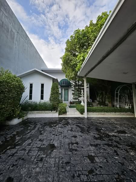 Panya Pattanakarn Village, Bangkok, Soi Phatthanakarn 30, Suan Luang, Bangkok, 3 Bedrooms, 220 sqm, Single Detached House For Sale, by คุณ ณิชาภา, 500443951 - DDproperty.com