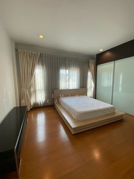Baan Klang Muang Swiss Town Kaset-Nawamin, Bangkok, Soi Moobaan Klang Mueng, Chorake Bua, Lat Phrao, Bangkok, 3 Bedrooms, 96 sqm, Townhouse For Sale, by Pemika Aukkaraleekul, 500443987 - DDproperty.com