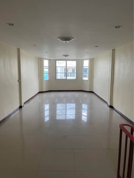 ทาวน์เฮ้าส์ 4-ห้องนอน, กรุงเทพ, ลาดพร้าว, กรุงเทพ, 382 ตร.ม., ทาวน์เฮ้าส์ ขาย, โดย Pemika Aukkaraleekul, 500444018 - DDproperty.com
