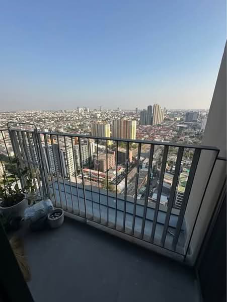 Whizdom Essence, Bangkok, 5 Piyabutr 1 Alley, Bang Chak, Phra Khanong, Bangkok, 2 Bedrooms, 57 sqm, Condo For Rent, by Vichai Annavakulthorn, 500444025 - DDproperty.com