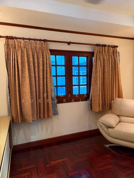 undefined, Bangkok, Praborommaharatchawang, Phra Nakhon, Bangkok, 3 Bedrooms, 204 sqm, Townhouse For Sale, by Pemika Aukkaraleekul, 500444058 - DDproperty.com