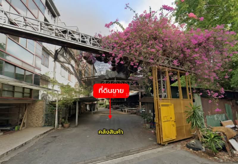 ขายที่ดินพร้อมสิ่งปลูกสร้าง 0 ไร่ 3 งาน 89 ตร.ว. ติด ถ.ลาดพร้าว ใกล้ MRT ภาวนา, Bangkok, Samsen Nok, Huai Khwang, Bangkok, , 1,556 sqm, Land For Sale, by อนันต์ อัมรินทร์, 500444083 - DDproperty.com