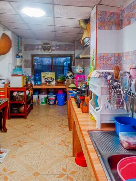 ทาวน์เฮ้าส์ 4-ห้องนอน, กรุงเทพ, สามเสนใน, พญาไท, กรุงเทพ, 225 ตร.ม., ทาวน์เฮ้าส์ ขาย, โดย Pemika Aukkaraleekul, 500444089 - DDproperty.com
