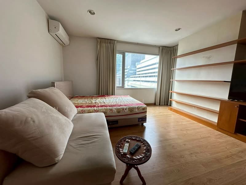 Silom Grand Terrace, Bangkok, Soi Saladaeng 2, Saladaeng Road, Silom, Bang Rak, Bangkok, 1 Bedroom, 81 sqm, Condo For Rent, by Vichai Annavakulthorn, 500444127 - DDproperty.com