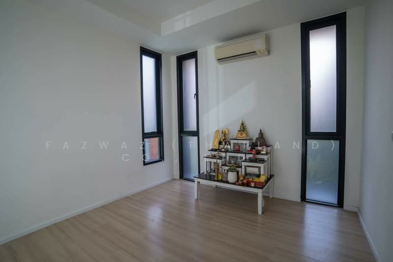Spacious 4BR Townhouse in Lat Phrao—182 Sq.M, Ideal as a Home Office, Bangkok, Lat Phrao, Bangkok, 4 Bedrooms, 182 sqm, Townhouse For Sale, by Fazwaz (Thailand) Co., Ltd., 500444132 - DDproperty.com