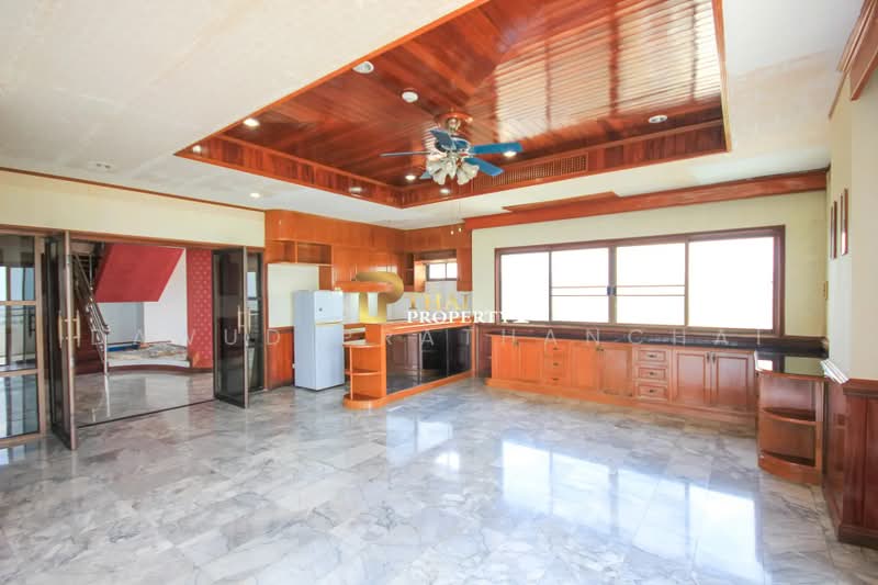 Cha-Am Grand Condotel, Phetchaburi, 464 Tran Suk Alley, Cha-am, Cha-Am, Phetchaburi, 4 Bedrooms, 456 sqm, Condo For Sale, by Dawud Prathanchai, 500444159 - DDproperty.com