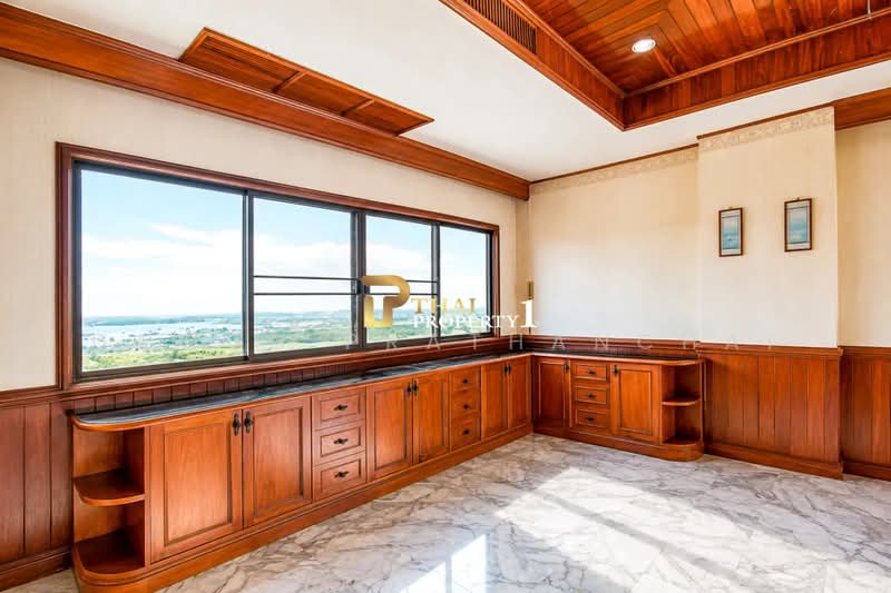 Cha-Am Grand Condotel, Phetchaburi, 464 Tran Suk Alley, Cha-am, Cha-Am, Phetchaburi, 4 Bedrooms, 456 sqm, Condo For Sale, by Dawud Prathanchai, 500444159 - DDproperty.com