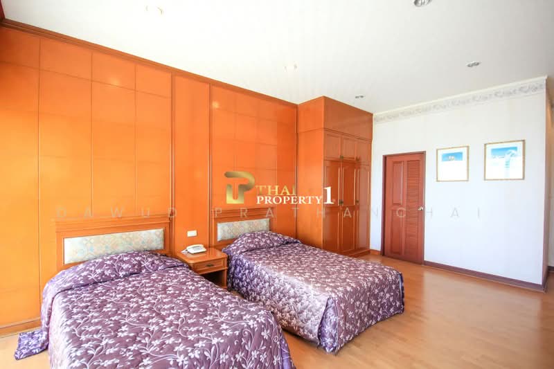 Cha-Am Grand Condotel, Phetchaburi, 464 Tran Suk Alley, Cha-am, Cha-Am, Phetchaburi, 4 Bedrooms, 456 sqm, Condo For Sale, by Dawud Prathanchai, 500444159 - DDproperty.com