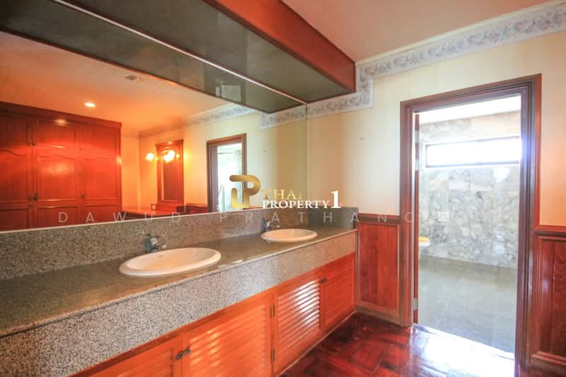 Cha-Am Grand Condotel, Phetchaburi, 464 Tran Suk Alley, Cha-am, Cha-Am, Phetchaburi, 4 Bedrooms, 456 sqm, Condo For Sale, by Dawud Prathanchai, 500444159 - DDproperty.com
