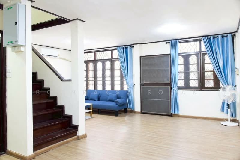 4-BR Townhouse, Bangkok, Samsen Nok, Huai Khwang, Bangkok, 4 Bedrooms, 184 sqm, Townhouse For Rent, by Boonraksa Sopak, 500444182 - DDproperty.com
