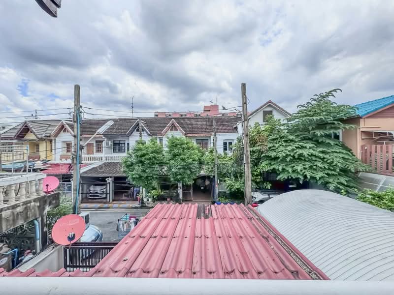 4-BR Townhouse, Bangkok, Samsen Nok, Huai Khwang, Bangkok, 4 Bedrooms, 184 sqm, Townhouse For Rent, by Boonraksa Sopak, 500444182 - DDproperty.com