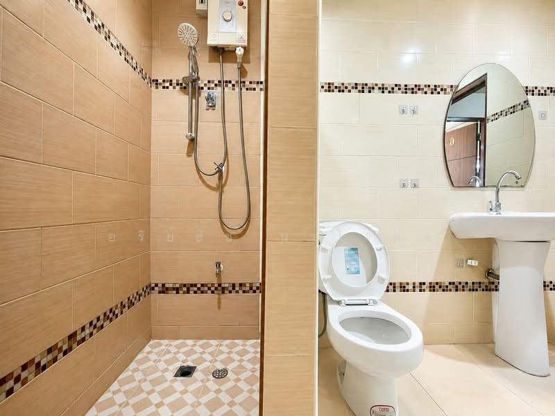 ให้เช่าบ้าน ทาวน์เฮ้าส์ 2ชั้น ซอย.ลาดพร้าววังหิน29 ราคา17,000บาท, Bangkok, ลาดพร้าววังหิน29, Lat Phrao, Bangkok, 2 Bedrooms, 16 sqm, Townhouse For Rent, by อริย์ธัช นาใจคง, 500444209 - DDproperty.com