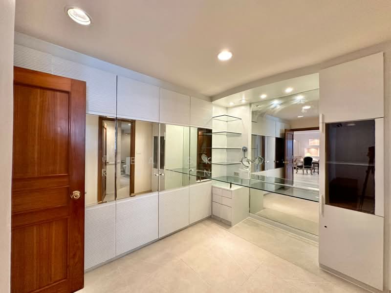 President Park Sukhumvit 24, Bangkok, 99 Sukhumvit 24 Alley, Khlongtoei Nua, Watthana, Bangkok, 3 Bedrooms, 260 sqm, Condo For Rent, by Bangkok Residential, 500444235 - DDproperty.com
