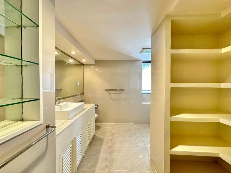President Park Sukhumvit 24, Bangkok, 99 Sukhumvit 24 Alley, Khlongtoei Nua, Watthana, Bangkok, 3 Bedrooms, 260 sqm, Condo For Rent, by Bangkok Residential, 500444235 - DDproperty.com