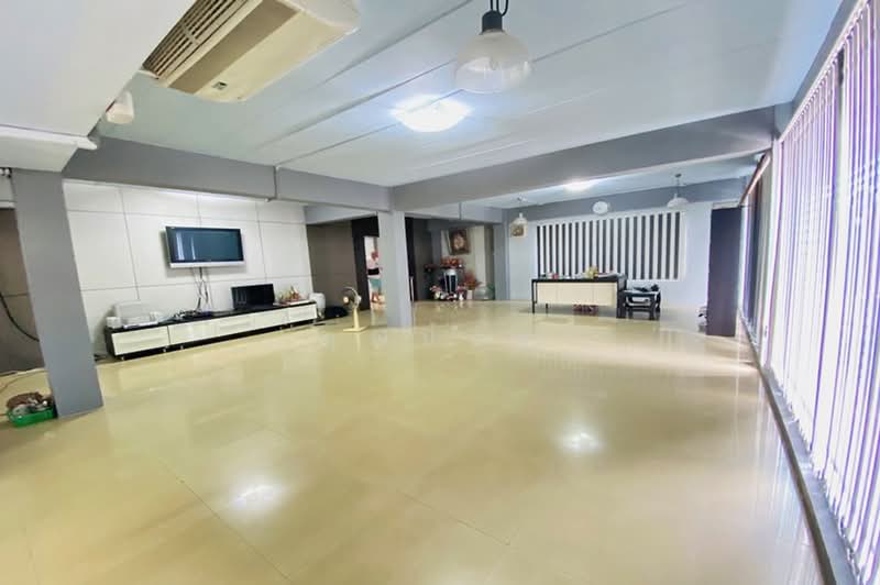 ถนนลาดพร้าว 101 แยก 48 (บ่อปลา 1/4), Bangkok, ถนนลาดพร้าว 101, Khlong Chan, Bang Kapi, Bangkok, , 152 sqm, Office Space For Sale, by คุณป้อม, 500444247 - DDproperty.com