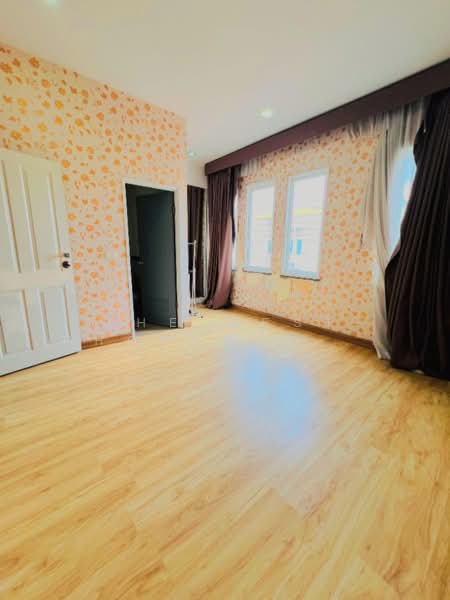 Golden Town Kaset-Ladplakhao, Bangkok, Anusaowari, Bang Khen, Bangkok, 4 Bedrooms, 150 sqm, Townhouse For Sale, by The Best Property นิว, 500444253 - DDproperty.com
