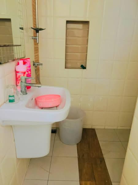 Golden Town Kaset-Ladplakhao, Bangkok, Anusaowari, Bang Khen, Bangkok, 4 Bedrooms, 150 sqm, Townhouse For Sale, by The Best Property นิว, 500444253 - DDproperty.com
