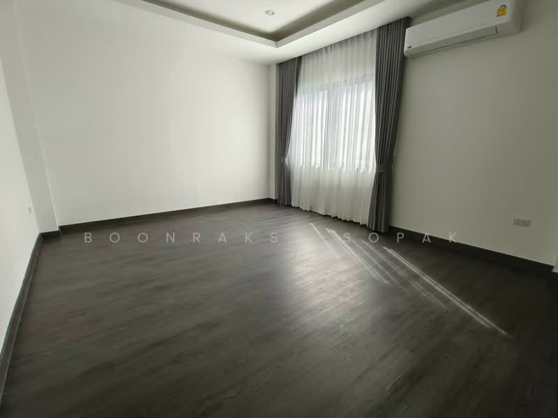 บ้าน 4-ห้องนอน, กรุงเทพ, พระโขนงเหนือ, วัฒนา, กรุงเทพ, 330 ตร.ม., บ้านเดี่ยว ให้เช่า, โดย Boonraksa Sopak, 500444274 - DDproperty.com