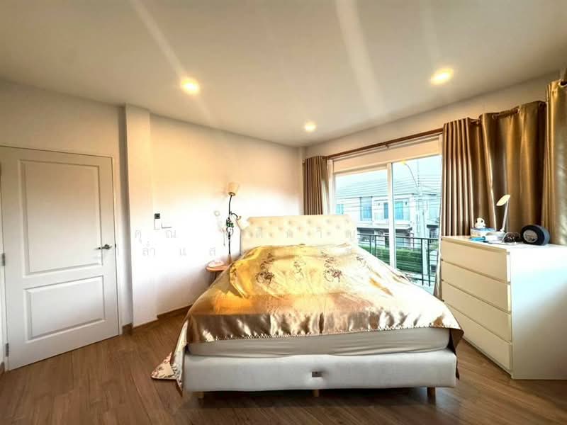 Centro Suksawat-Rama 3, Bangkok, Pracha Uthit Road 69, Bangmot, Thung Khru, Bangkok, 4 Bedrooms, 190 sqm, Single Detached House For Sale, by คุณ ชุติกาญจน์ กล่ำแสง (เชอรี่), 500444279 - DDproperty.com
