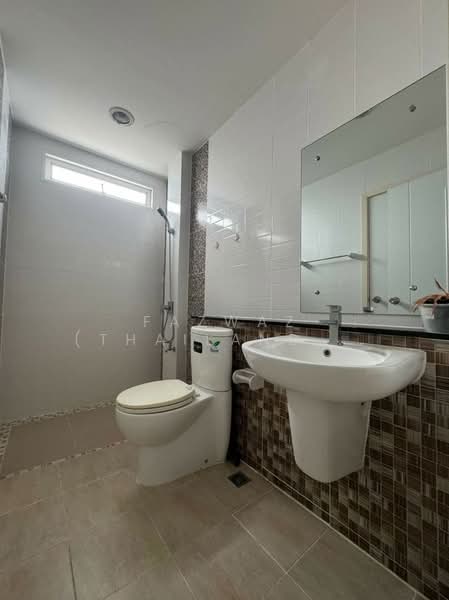 ปรัชญา บิซโฮม อ่อนน6ช-สุวรรณภูมิ : Pradya Biz Home Onnut-Suvarnabhumi, กรุงเทพ, ลาดกระบัง, กรุงเทพ, 240 ตร.ม., ทาวน์เฮ้าส์ ขาย, โดย Fazwaz (Thailand) Co., Ltd., 500444280 - DDproperty.com