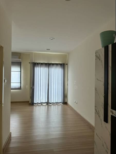 ปรัชญา บิซโฮม อ่อนน6ช-สุวรรณภูมิ : Pradya Biz Home Onnut-Suvarnabhumi, กรุงเทพ, ลาดกระบัง, กรุงเทพ, 240 ตร.ม., ทาวน์เฮ้าส์ ขาย, โดย Fazwaz (Thailand) Co., Ltd., 500444280 - DDproperty.com