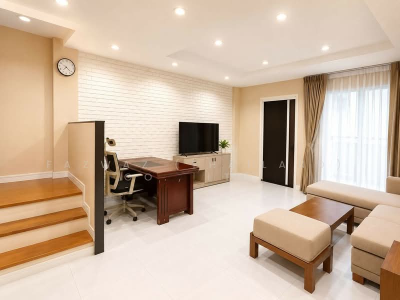 Baan Klang Muang The Royal Monaco Srinakarin-Pattanakarn : บ้านกลางเมือง เดอะรอยัล โมนาโค ศรีนครินทร์-พัฒนาการ, กรุงเทพ, ถนนพระราม 9 ซอย 43, สวนหลวง, กรุงเทพ, 170 ตร.ม., ทาวน์เฮ้าส์ ขาย, โดย Fazwaz (Thailand) Co., Ltd., 500444380 - DDproperty.com