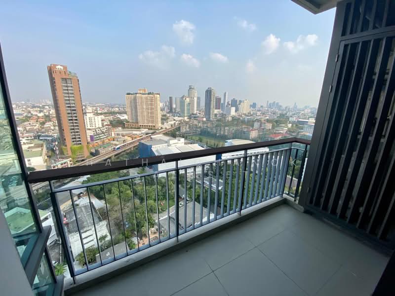 Rhythm Sukhumvit 42 : ริทึ่ม สุขุมวิท 42, กรุงเทพ, ซอยสุขุมวิท 42, พระโขนง, คลองเตย, กรุงเทพ, 80 ตร.ม., คอนโด ให้เช่า, โดย Hathaichanok Saenset, 500444396 - DDproperty.com