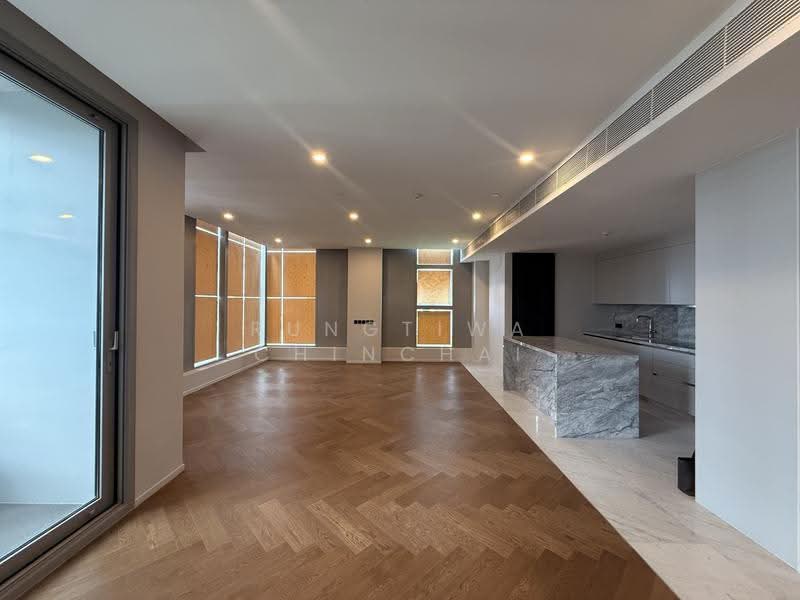 The Residences 38, Bangkok, Soi Sukhumvit 38, Phra Kanong, Khlong Toei, Bangkok, 3 Bedrooms, 182 sqm, Condo For Rent, by Rungtiwa Chinchai, 500444440 - DDproperty.com